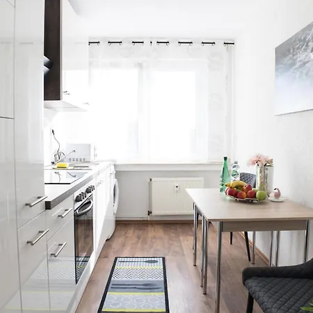 T&k Near Messe Fair Trade Duesseldorf Und Airport 1b 뒤스부르크