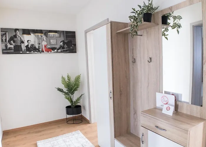 T&k Near Messe Fair Trade Duesseldorf Und Airport 1b Appartement *